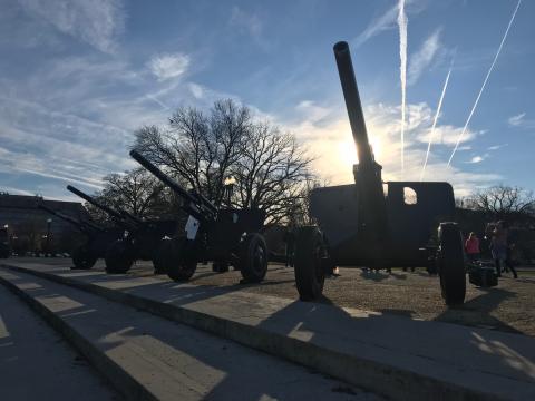 A 21-gun salute was part of the pomp that greeted the arrival of former Pres. George H.W. Bush upon his arrival in Washington, D.C. to lie in state.
