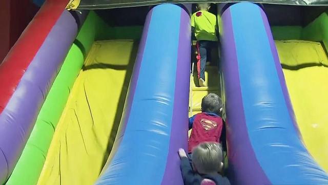 Parents head out to entertain kids on second snow day