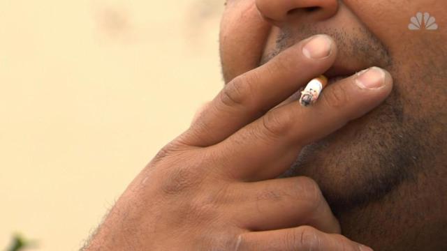 Report: Government should do more to prevent smoking
