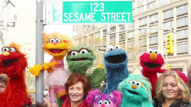 'Sesame Street' in Arabic Tackles Trauma Faced by Refugee Children