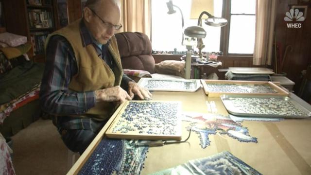 WWII veteran tries to break world record with 40,000-piece puzzle