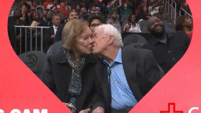 Valentine's Day kiss cam captures a former first couple