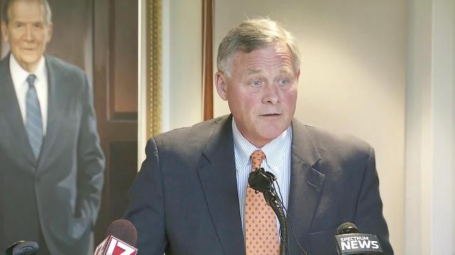 Burr calls for ethics investigation after stock sell-off