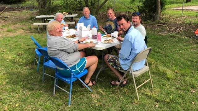 Paddling the Neuse: A BBQ welcome in Seven Springs