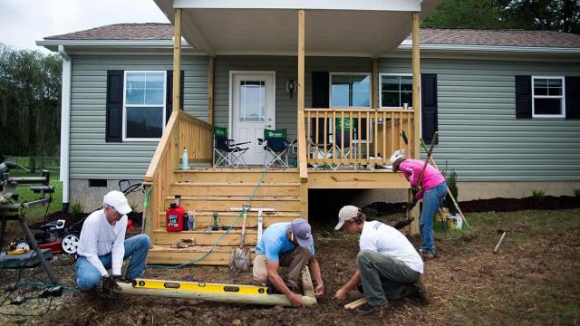 Asheville Area Habitat helps family in Old Fort