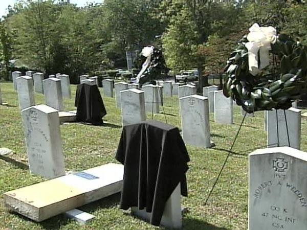 3 Unknown Soldiers Identified at Oakwood Cemetery