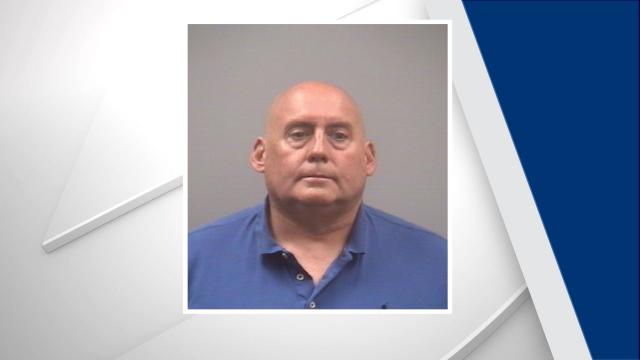 Lee County man arrested, charged in 2007 child sex crime
