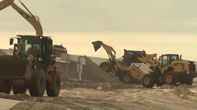 Crews working to restore power after Dorian slams Outer Banks