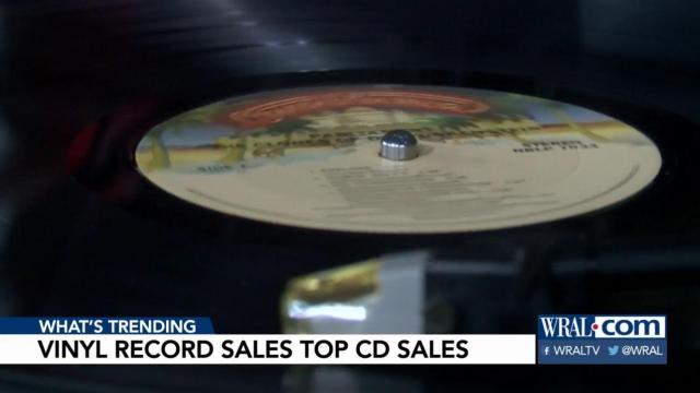 Vinyl records continue comeback, not outselling CDs
