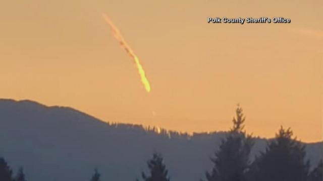 Fireball shoots across sky in Oregon