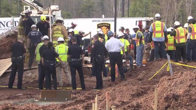 Contractor: Workers weren't scheduled to be in deep trench on day of fatal collapse