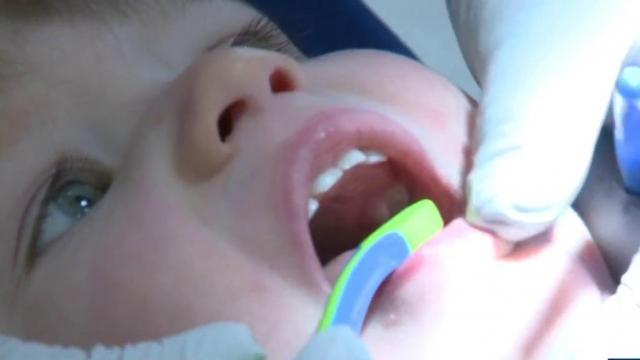 How parents can make dentist visits easier for children