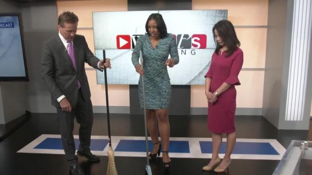 Jeff, Lena and Renee try the viral 'broom challenge'