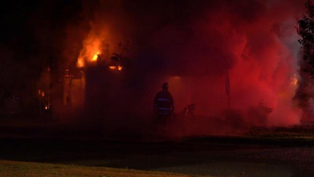 Raw: Overnight fire destroys Selma home