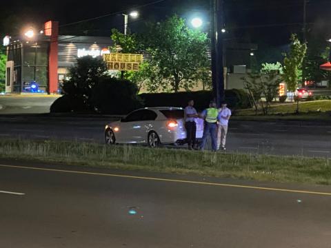 Raleigh man struck by car while crossing New Bern Avenue