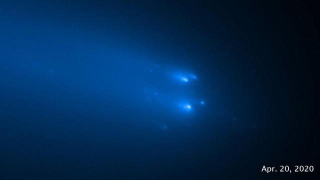 The Hubble Space Telescope imaged the breakup of Comet C/2019 Y4 (ATLAS) on April 23, 2020. (Credit: Hubble NASA ESA STSci D Jewitt, UCLA)