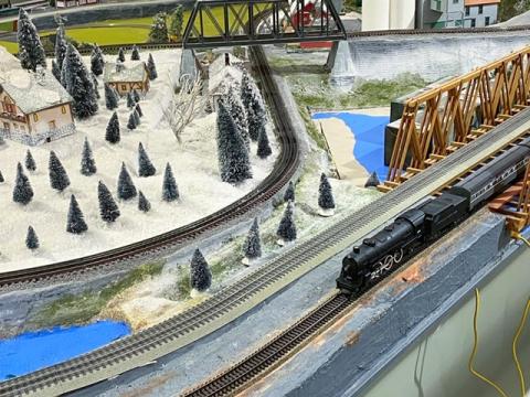 The South Hills Mall pavilion still has a train display.