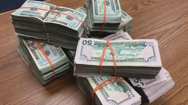 Teen turns in $135,000 found near ATM