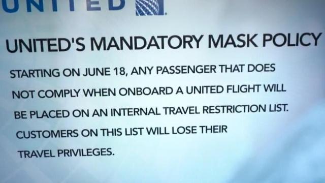 United Airlines passengers must wear mask or land on travel ban list