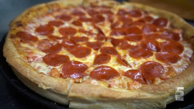 Milton's Pizza & Pasta offers curbside pickup