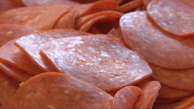 Pepperoni shortage impacts pizza prices 