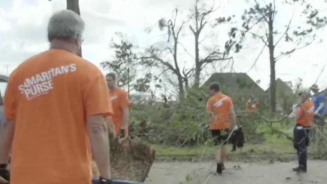 Samaritan's Purse volunteers continuing to help Hurricane Laura victims 