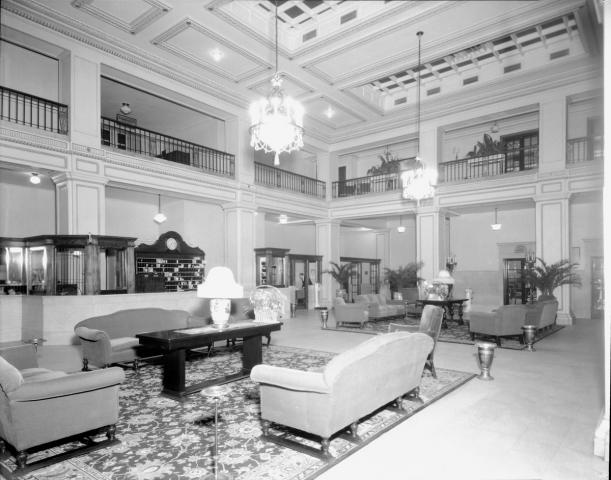 Main Lobby Mezzannine of Sir Walter Hotel in the late 1930s. (Image courtesy of the State Archives of North Carolina)