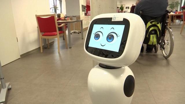 Robots enforce rules, improve morale at German nursing home