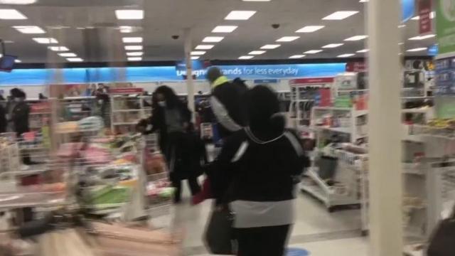 Pandemic complicates last-minute shopping