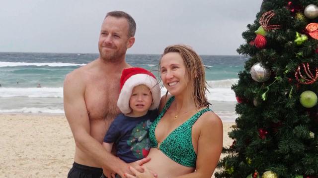 Aussies spend Christmas at the beach