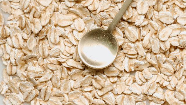 Recipe: No-bake oatmeal bites