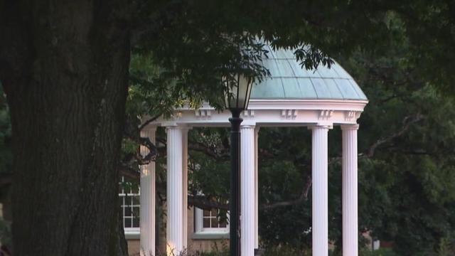 Group of UNC professors calls on chancellor to resign