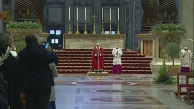 Pope Francis leads Palm Sunday services