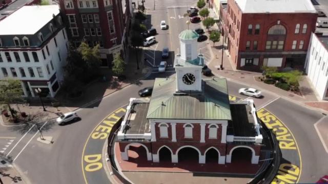 Fayetteville City Council votes 9-1 to repurpose historic Market House 