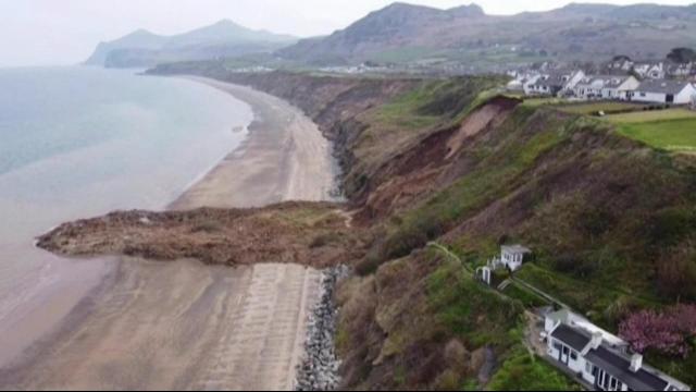 Homes at risk after massive cliff collapse