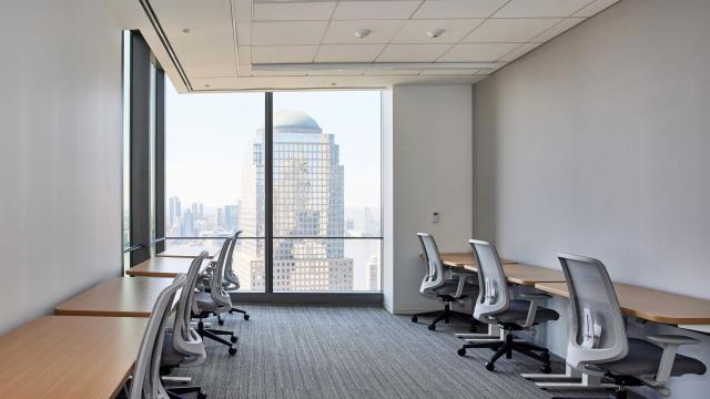 Commercial real estate brokers push for return to the office