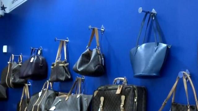 Avoid counterfeit gifts for mom this Mother's Day