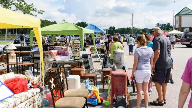 100 miles of shopping: 301 Endless Yard Sale features 2,000 booths in 5 counties 