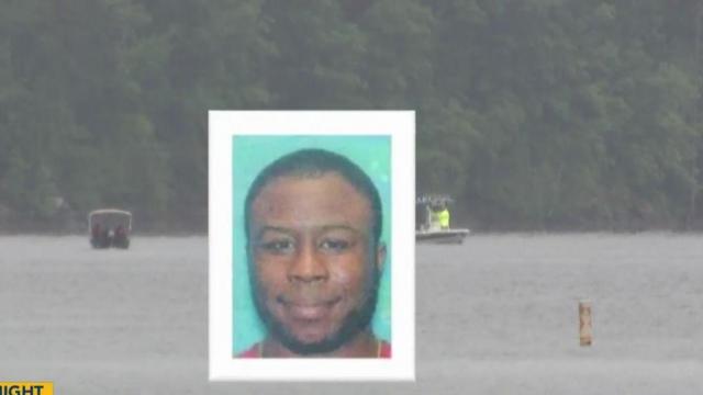 30-year-old Charlotte man drowns in Falls Lake after jumping off boat 