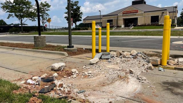 Thieves use excavator from construction site to steal from Wells Fargo ATM 
