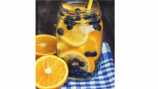 Food Bank Article and Recipe: Water & Hydration