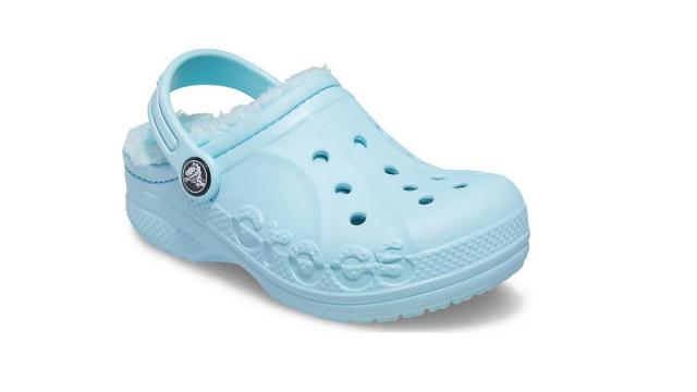 Crocs: 15% off when you buy 2 pairs