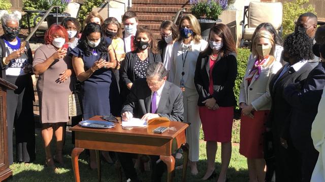 Governor signs anti-shackling bill, help for incarcerated pregnant women, into law