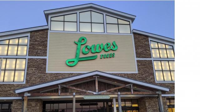 Lowes Foods deals Sept. 14-20: Pork loin ribs, hot dogs, orange juice, cough drops, facial tissues