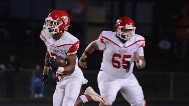 No. 10 Seventy-First downs Gray's Creek 37-3 in battle of unbeatens