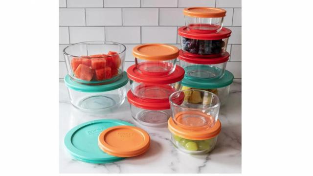 Pyrex 22-Piece Glass Food Storage Container Set is only $19.99 (60% off) at Target!