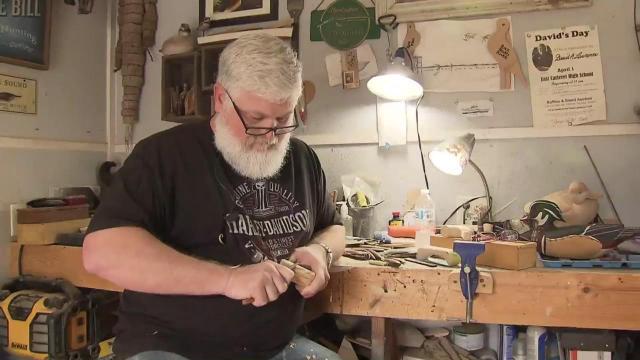 Harkers Island man carving duck decoys to honor Carteret Co. plane crash victims 