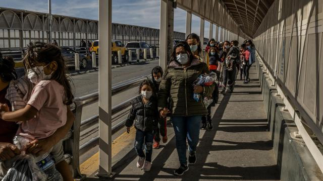 Fact check: Did the U.S. set new record for immigrant border crossings?