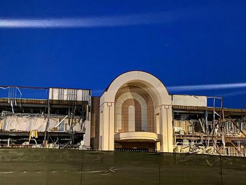 Final pieces of Cary Towne Center come down