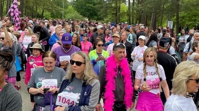 Thousands race at 26th annual Race for the Cure, first in-person race in 2 years 
